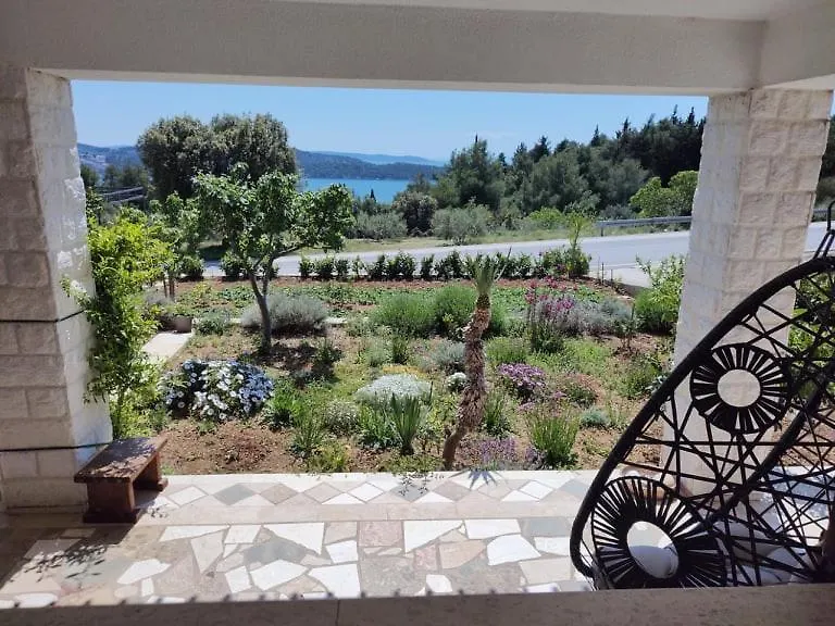 Apartments Tomas Trogir Croatia